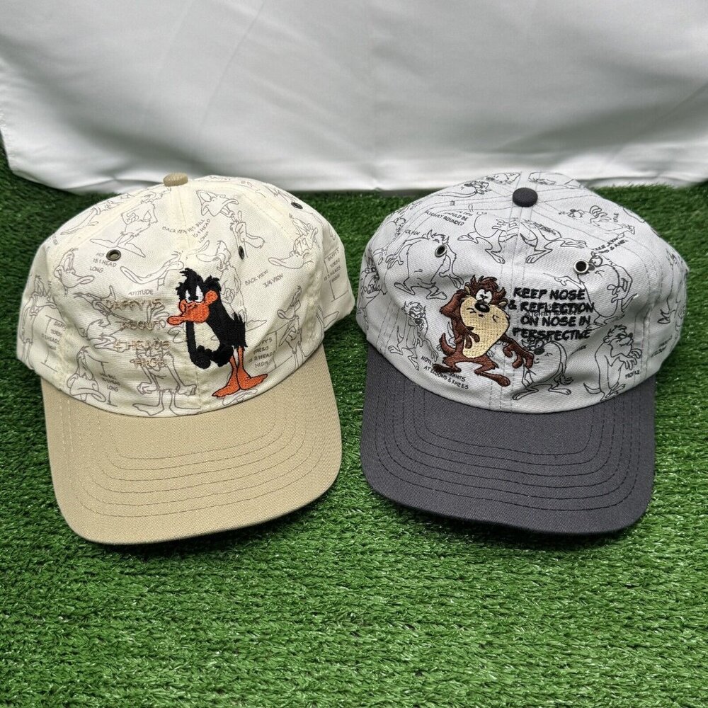 VTG 1991 Looney Tunes SnapBack Hat Lot AOP Taz Daffy Duck Cartoon 90s USA Retro